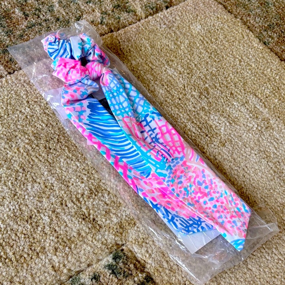 NWT Lilly Pulitzer Pink and Blue Hair Scarf - Picture 4 of 9